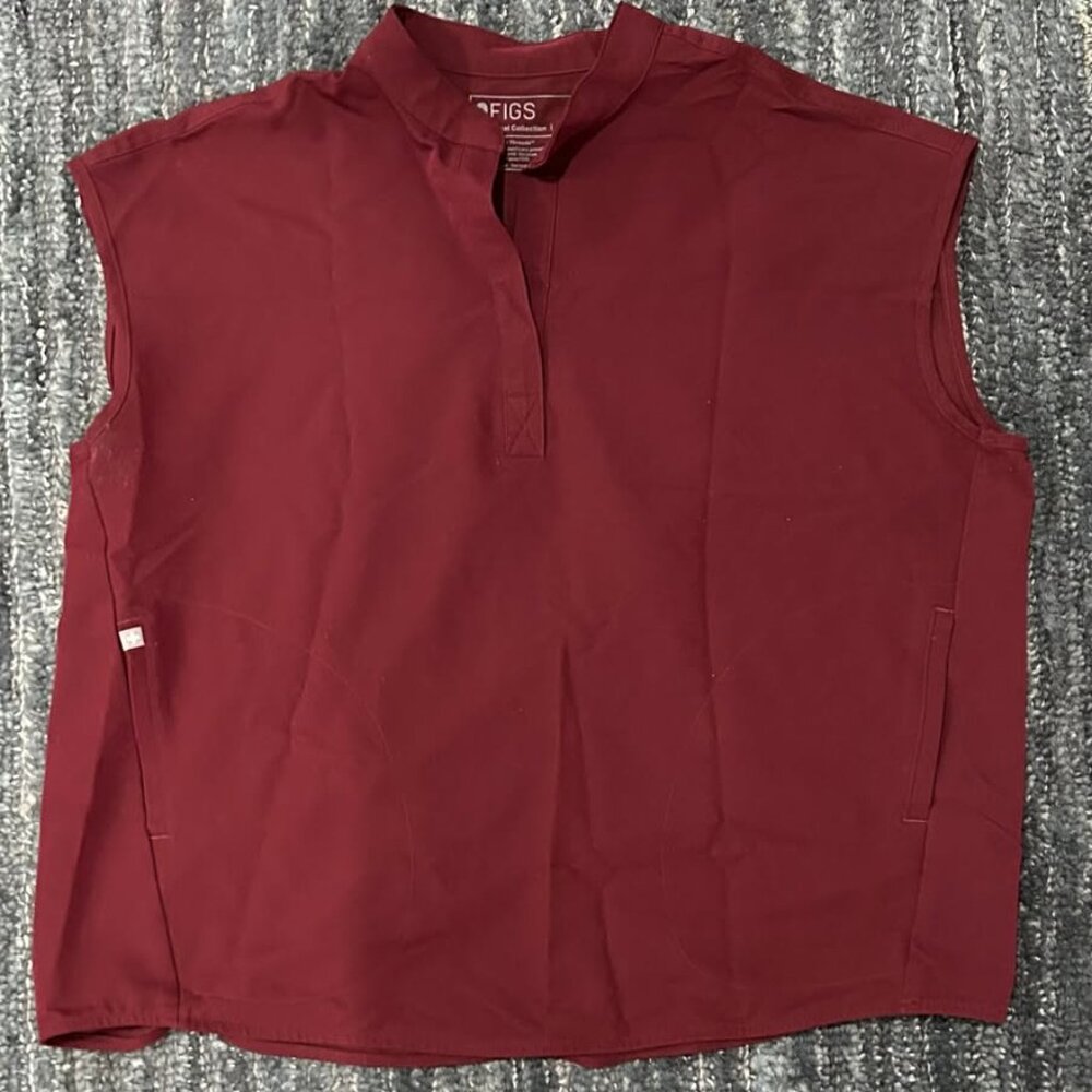 FIGS Rafaela Oversized Scrub Top Size L Burgundy